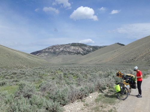 GDMBR: Sunscreen and snack time.